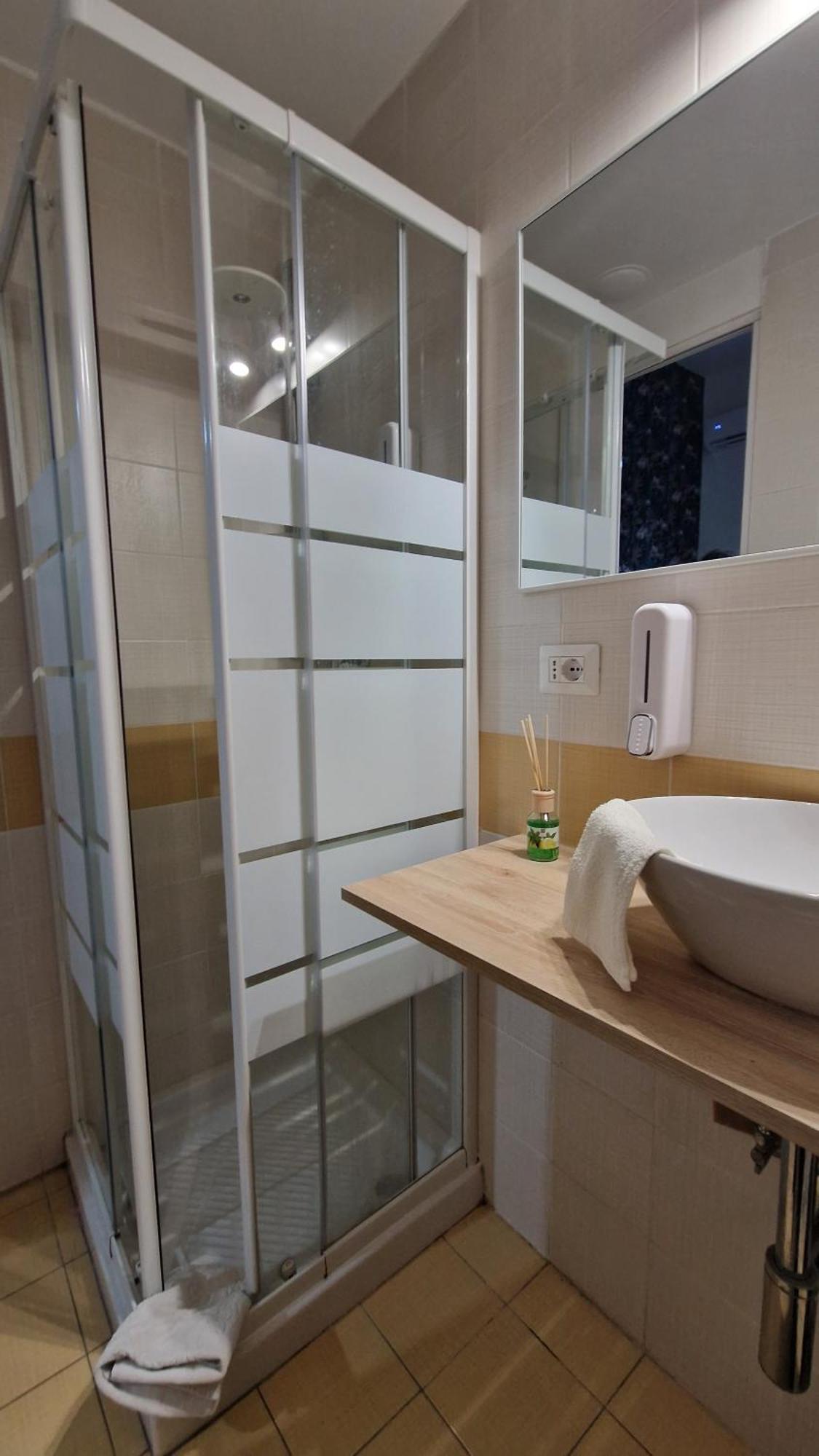 Apartament Roma Loft Colosseo Zewnętrze zdjęcie
